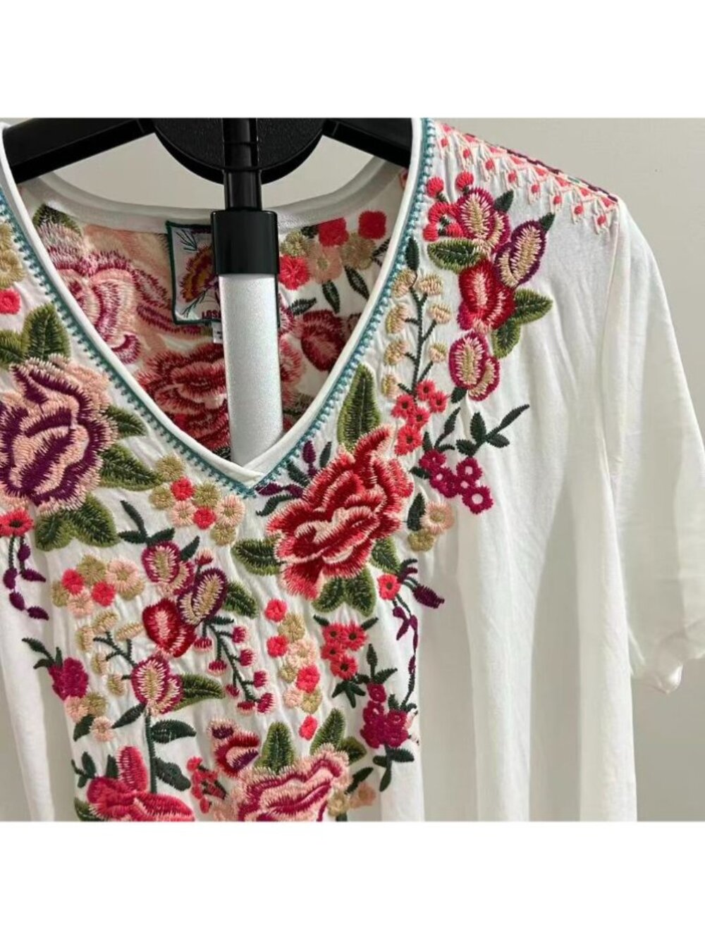 NWOT Johnny Was Cotton Embroidered Boho Floral V-Neck Mini Dress White Size 1X - Picture 5 of 16